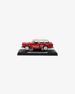Машинка литая коллекционная Die-сast модель по лицензии Coca-Cola 1955 Chevy Bel Air Nomad, масштаб  — 1
